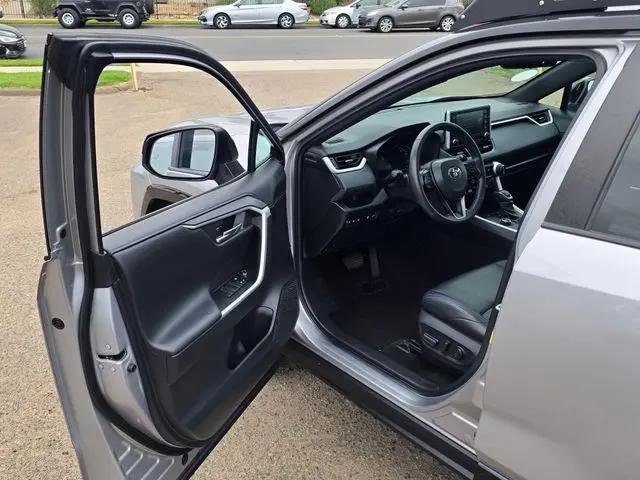 2021 Toyota RAV4 Hybrid XSE