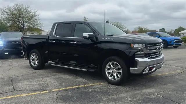 2021 Chevrolet Silverado 1500 4WD Crew Cab Short Bed LTZ