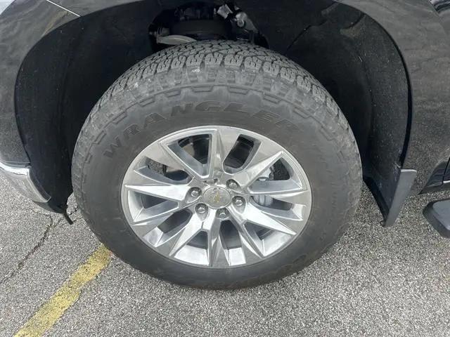 2021 Chevrolet Silverado 1500 4WD Crew Cab Short Bed LTZ