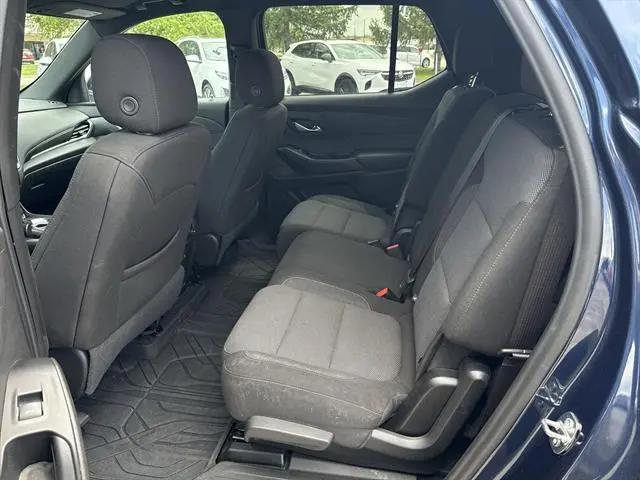 2023 Chevrolet Traverse FWD LT Cloth