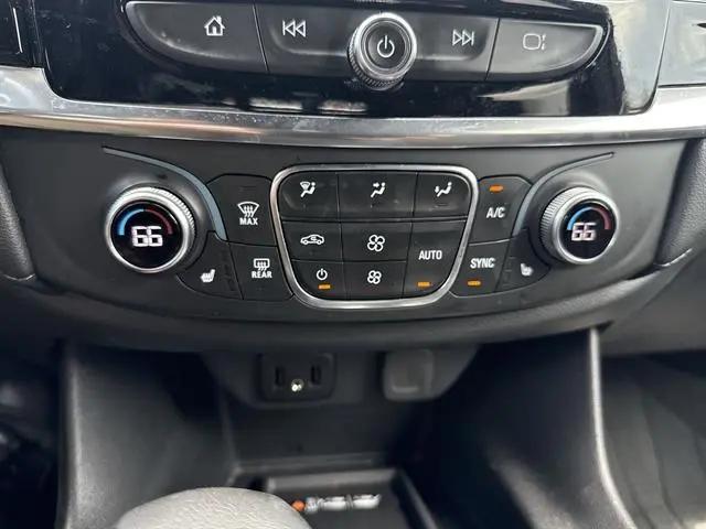 2023 Chevrolet Traverse FWD LT Cloth