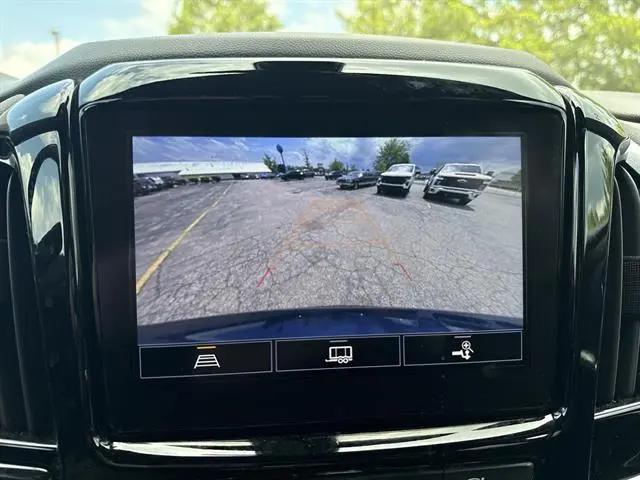 2023 Chevrolet Traverse FWD LT Cloth
