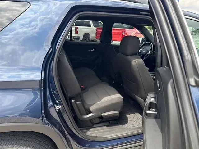 2023 Chevrolet Traverse FWD LT Cloth