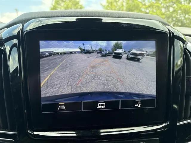 2023 Chevrolet Traverse FWD LT Cloth
