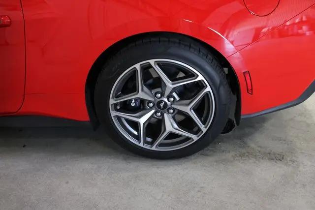 2024 Ford Mustang GT Premium Fastback