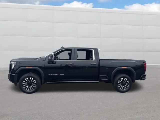 2026 GMC Sierra 2500HD Crew Cab, Standard Bed, Denali Ultimate, 4WD