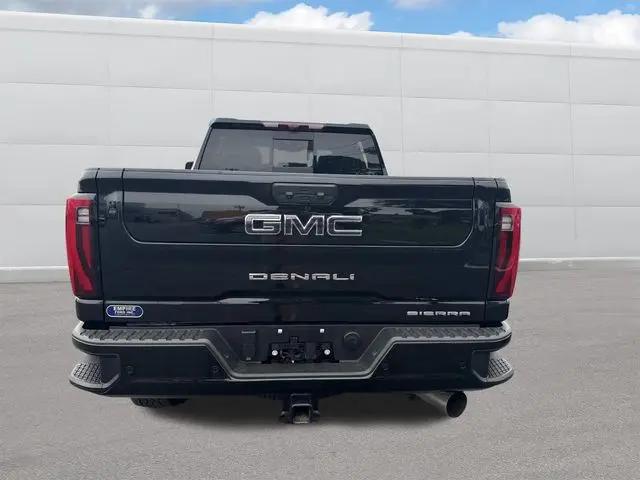 2026 GMC Sierra 2500HD Crew Cab, Standard Bed, Denali Ultimate, 4WD