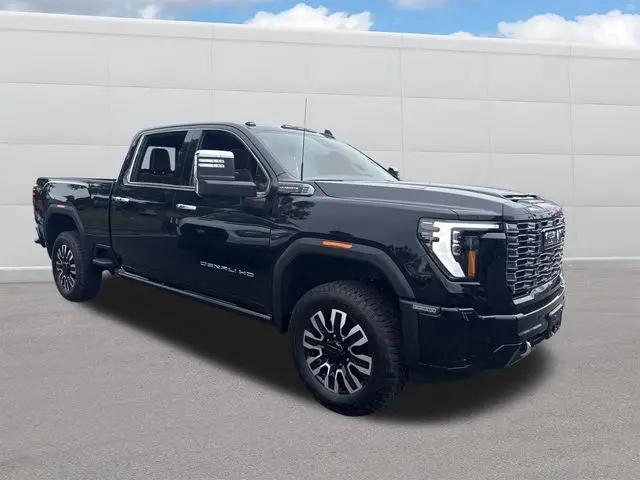 2026 GMC Sierra 2500HD Crew Cab, Standard Bed, Denali Ultimate, 4WD