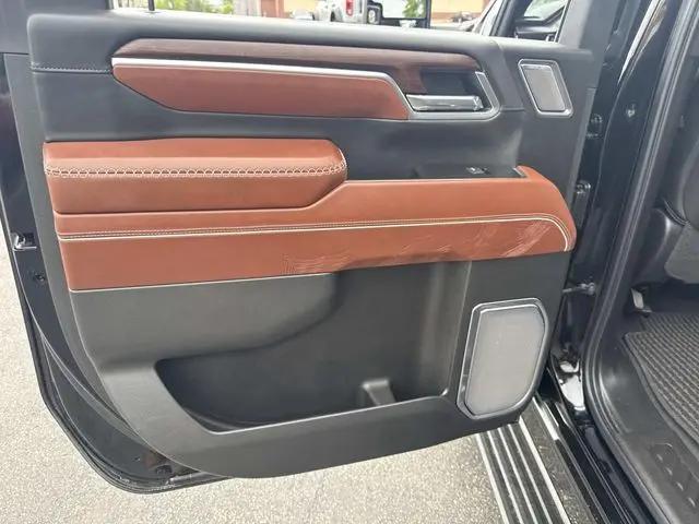2026 GMC Sierra 2500HD Crew Cab, Standard Bed, Denali Ultimate, 4WD