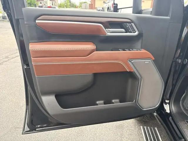 2026 GMC Sierra 2500HD Crew Cab, Standard Bed, Denali Ultimate, 4WD