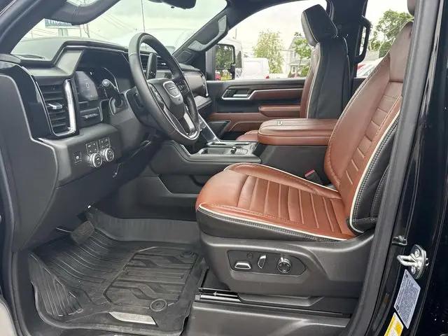 2026 GMC Sierra 2500HD Crew Cab, Standard Bed, Denali Ultimate, 4WD