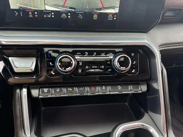 2026 GMC Sierra 2500HD Crew Cab, Standard Bed, Denali Ultimate, 4WD