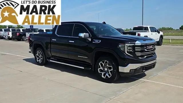2026 GMC Sierra 1500 Crew Cab, Short Bed, SLT, 4WD