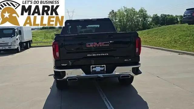 2026 GMC Sierra 1500 Crew Cab, Short Bed, SLT, 4WD