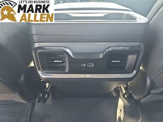 2026 GMC Sierra 1500 Crew Cab, Short Bed, SLT, 4WD
