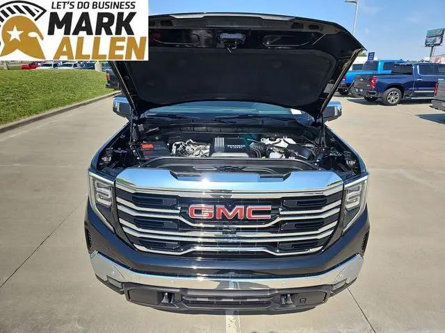 2026 GMC Sierra 1500 Crew Cab, Short Bed, SLT, 4WD