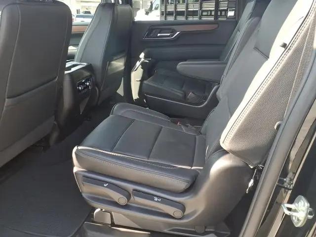 2025 GMC Yukon XL 4WD Denali