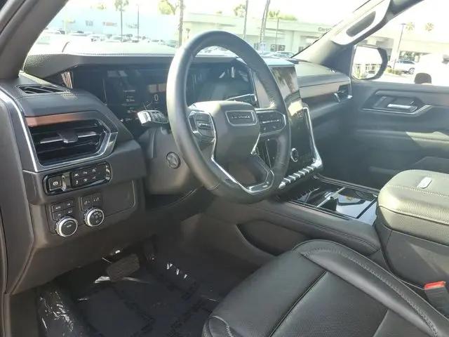 2025 GMC Yukon XL 4WD Denali