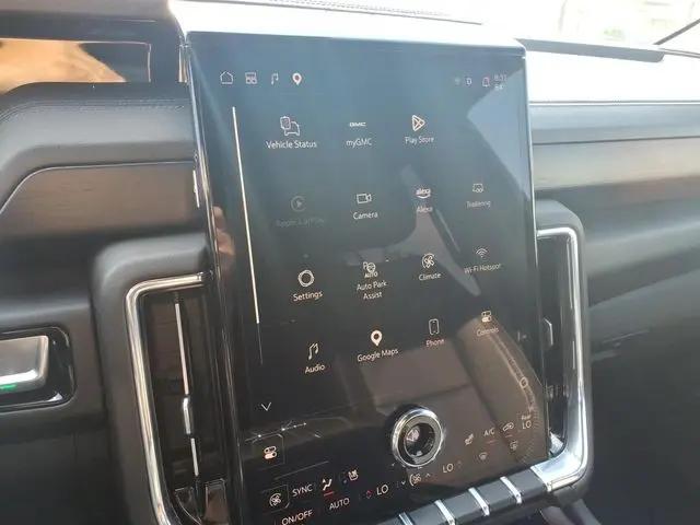 2025 GMC Yukon XL 4WD Denali