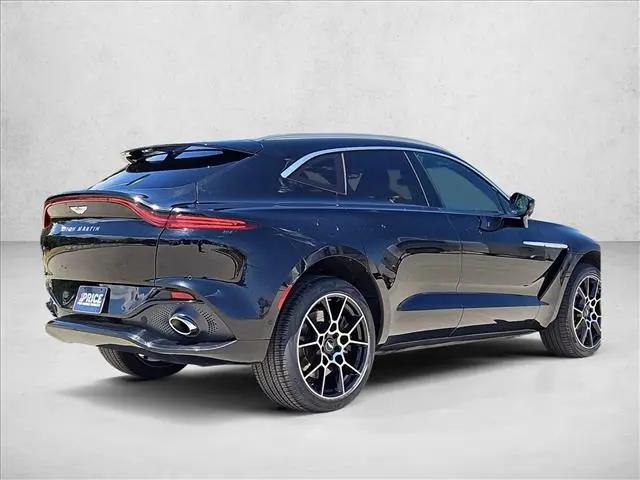 2022 Aston Martin DBX Standard