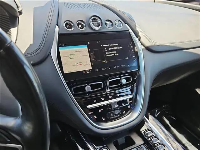 2022 Aston Martin DBX Standard
