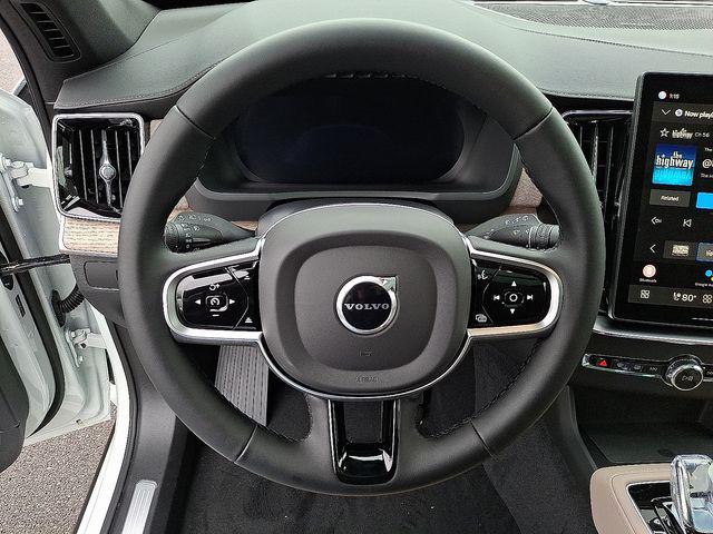 2026 Volvo XC90 Plus, B6 AWD Gas (mild hybrid), Gasoline, Bright, 7 Seats