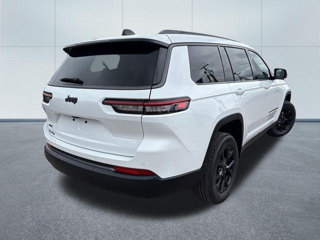 2026 Jeep Grand Cherokee L Altitude 4x4