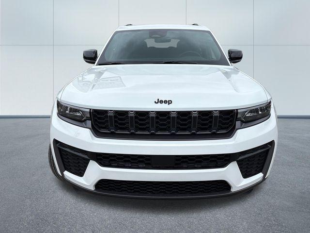 2026 Jeep Grand Cherokee L Altitude 4x4
