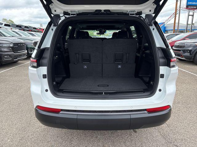 2026 Jeep Grand Cherokee L Altitude 4x4