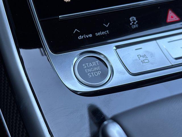2026 Audi Q7 Prestige TFSI quattro tiptronic
