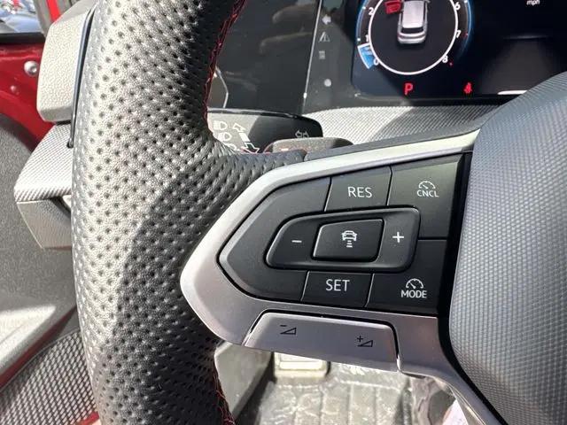 2026 Volkswagen Golf GTI SE