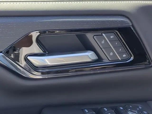 2026 GMC Yukon 4WD AT4 Ultimate