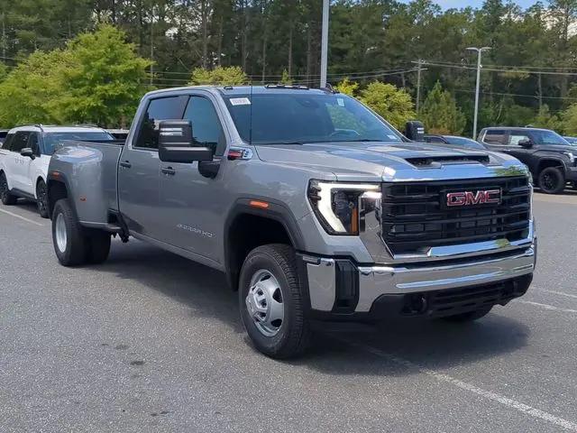2026 GMC Sierra 3500HD Crew Cab, Long Bed, Pro Dual Rear Wheel, 4WD