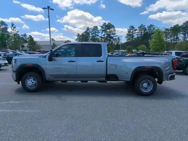 2026 GMC Sierra 3500HD Crew Cab, Long Bed, Pro Dual Rear Wheel, 4WD