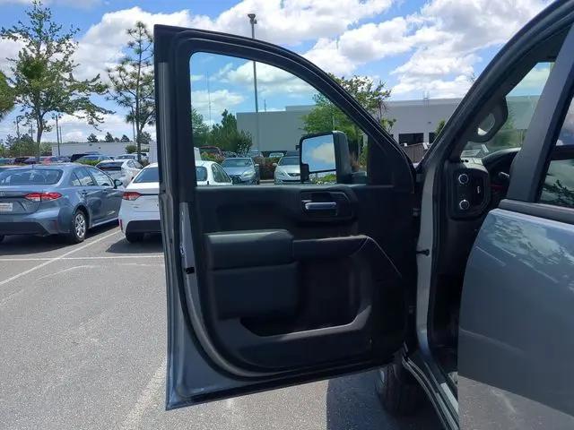 2026 GMC Sierra 3500HD Crew Cab, Long Bed, Pro Dual Rear Wheel, 4WD
