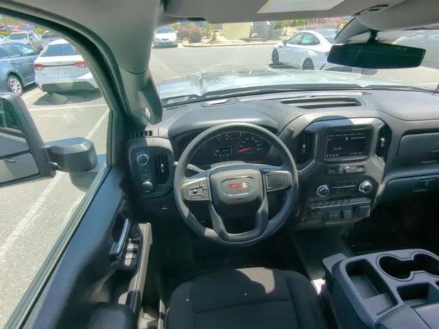 2026 GMC Sierra 3500HD Crew Cab, Long Bed, Pro Dual Rear Wheel, 4WD