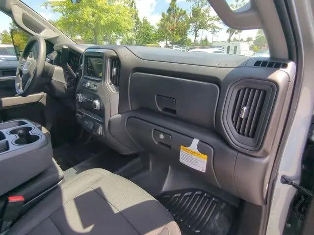2026 GMC Sierra 3500HD Crew Cab, Long Bed, Pro Dual Rear Wheel, 4WD