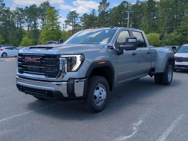 2026 GMC Sierra 3500HD Crew Cab, Long Bed, Pro Dual Rear Wheel, 4WD