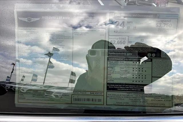 2025 Genesis GV70 2.5T AWD