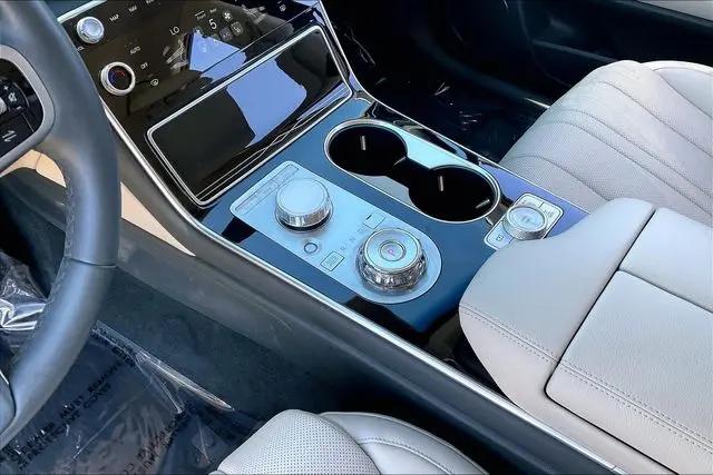 2025 Genesis GV80 2.5T Standard AWD