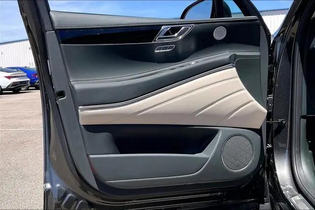 2025 Genesis GV80 2.5T Standard AWD