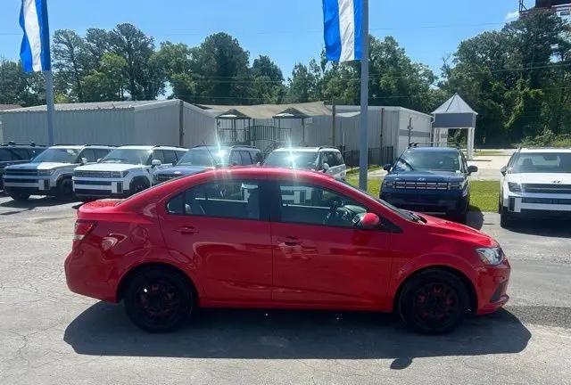 2020 Chevrolet Sonic FWD Sedan LS