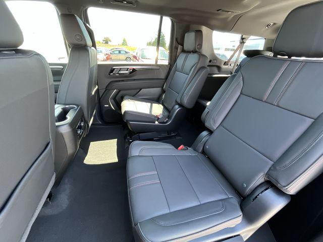 2026 Chevrolet Suburban RST, 4WD