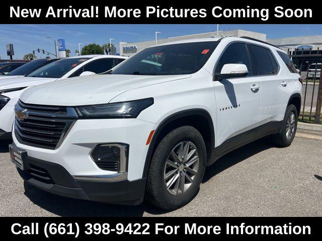 2023 Chevrolet Traverse FWD LT Leather for sale in Bakersfield, CA