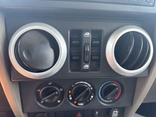2010 Jeep Wrangler Unlimited Sahara