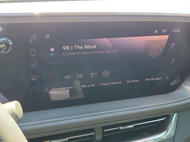 2024 Buick NV Preferred FWD
