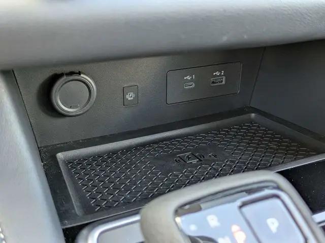 2025 Nissan Pathfinder SL FWD