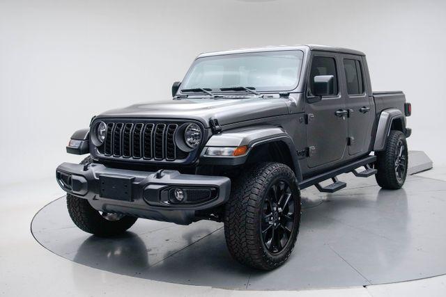 2025 Jeep Gladiator Nighthawk Auto's photo