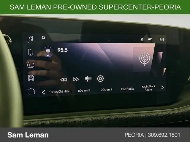 2024 Buick NV Avenir FWD