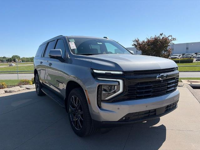 2026 Chevrolet Suburban RST, 4WD